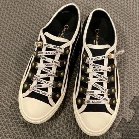Dior WALK'N'DIOR Sneakers - Picture 1 of 6